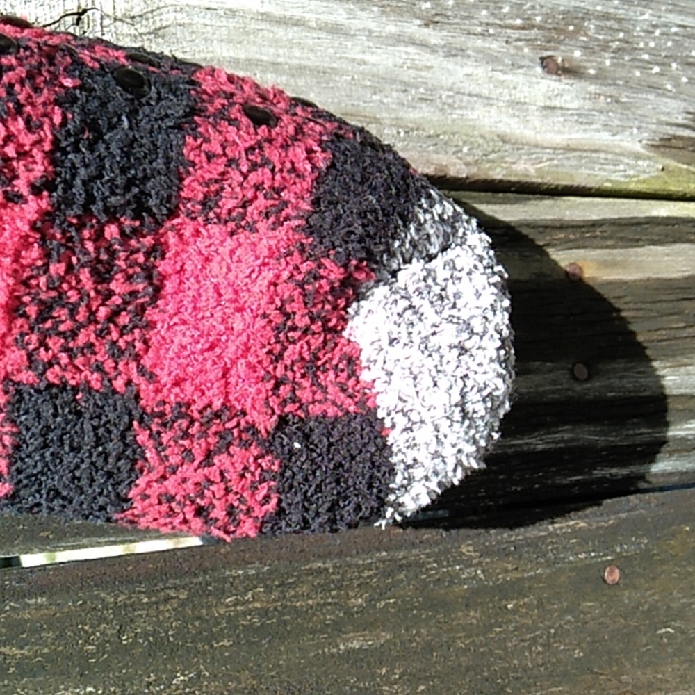 Nwt Black & Red Buffalo Plaid Booties - Picture 6 of 6